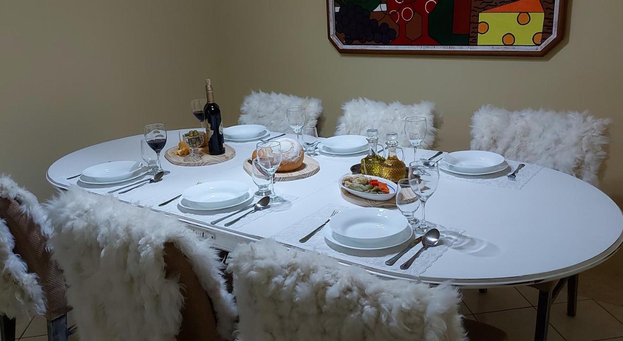 Appartement Flat Requintado E Muito Aconchegante! à Canela Extérieur photo